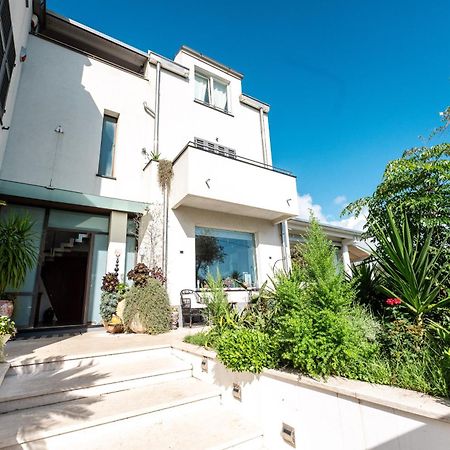 אלביסולה סופריורה Villa Verney מראה חיצוני תמונה