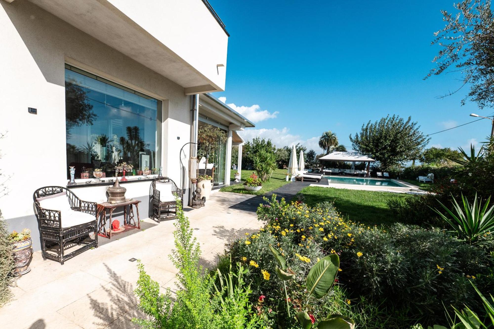 אלביסולה סופריורה Villa Verney מראה חיצוני תמונה