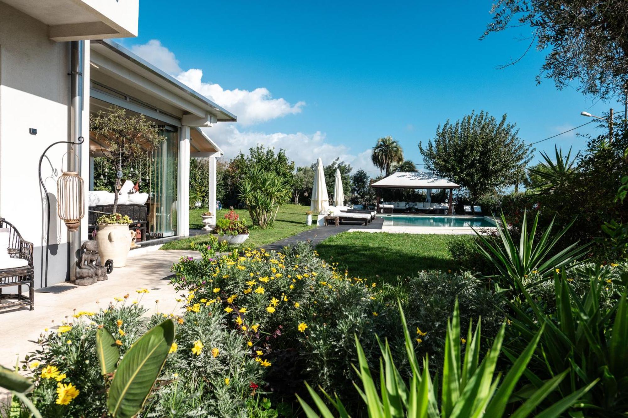 אלביסולה סופריורה Villa Verney מראה חיצוני תמונה