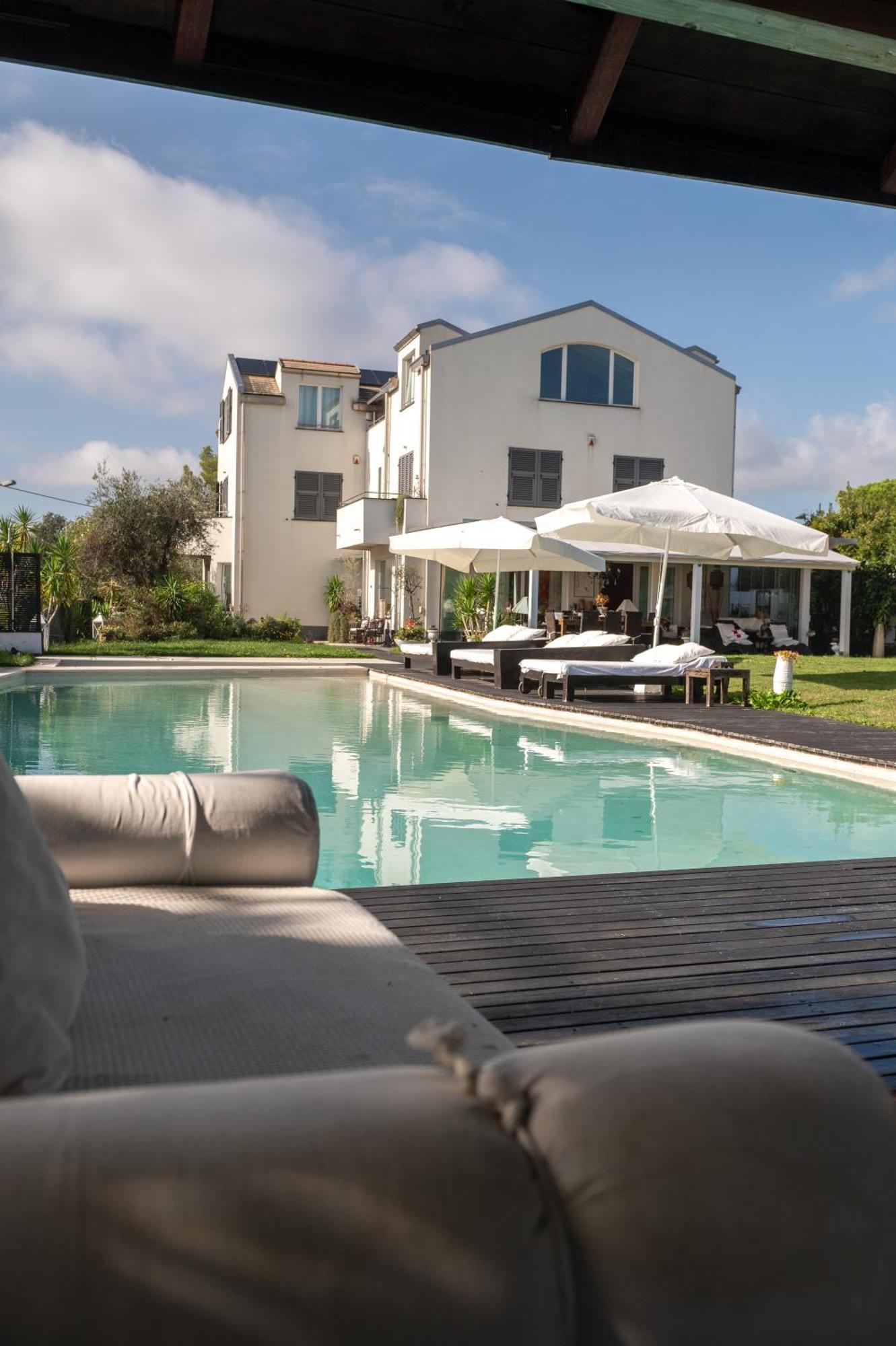אלביסולה סופריורה Villa Verney מראה חיצוני תמונה
