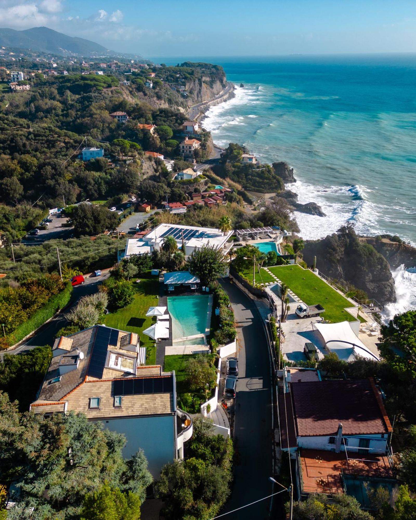 אלביסולה סופריורה Villa Verney מראה חיצוני תמונה